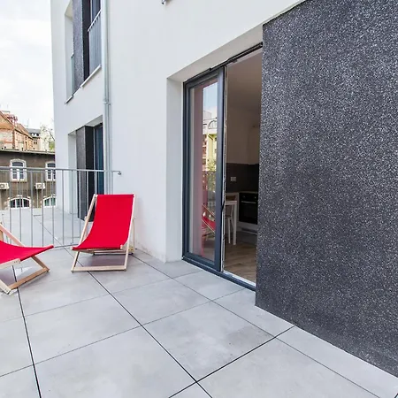 Apartment Red Z Tarasem Breslau